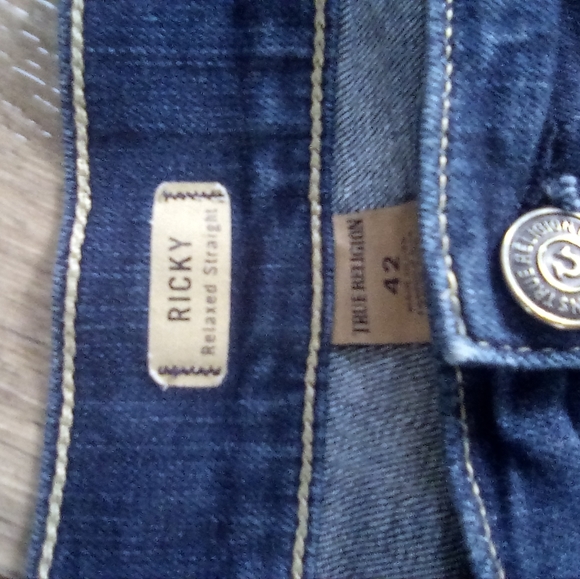 True Religion Ricky's size 42 like new - Picture 2 of 4